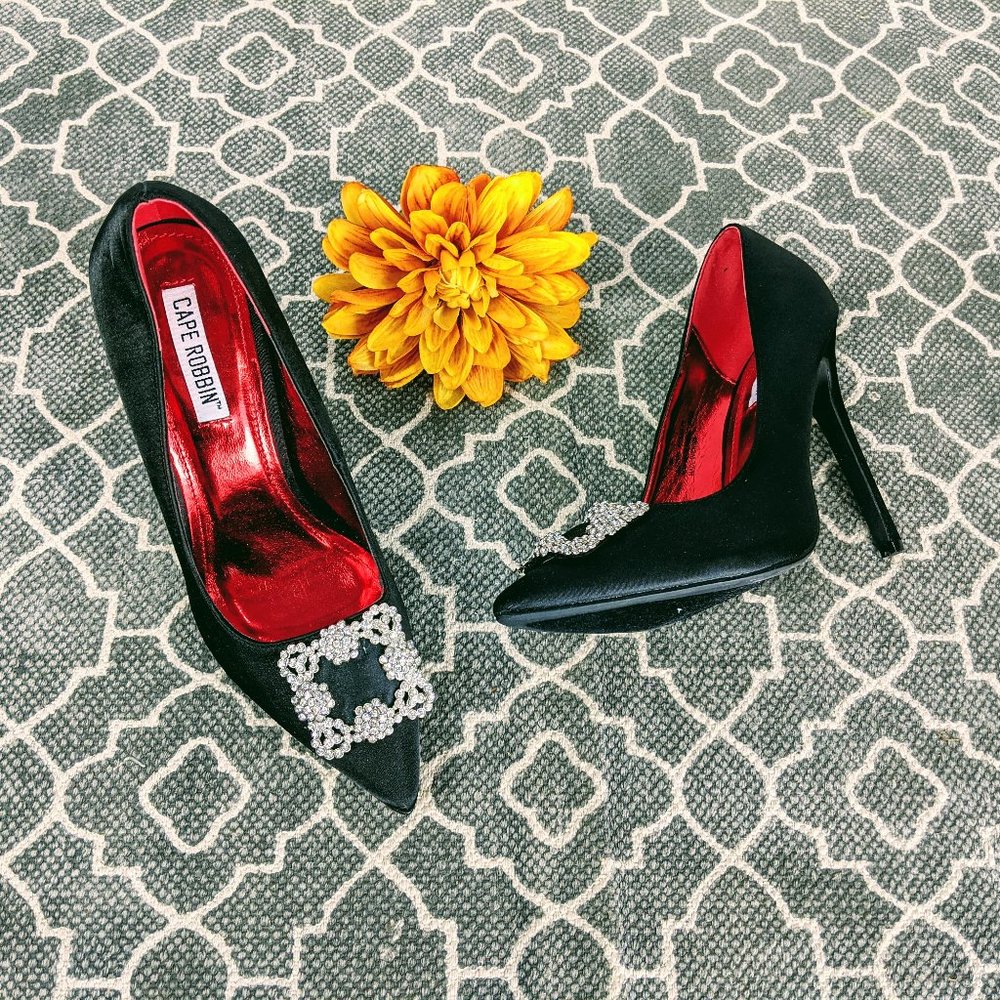 CAPE ROBBIN Black High Heels Stilettos Sz 7.5